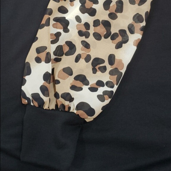 Leopard sleeve black tunic - Picture 4 of 4